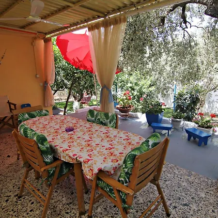 Feriehus Joanna's House Skála Kallirákhis