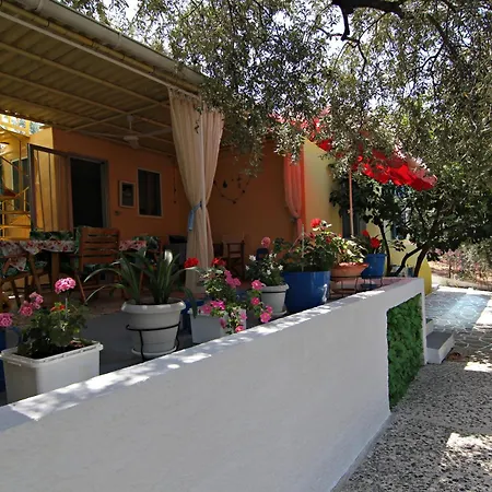 Vakantiehuis Joanna's House Skála Kallirákhis